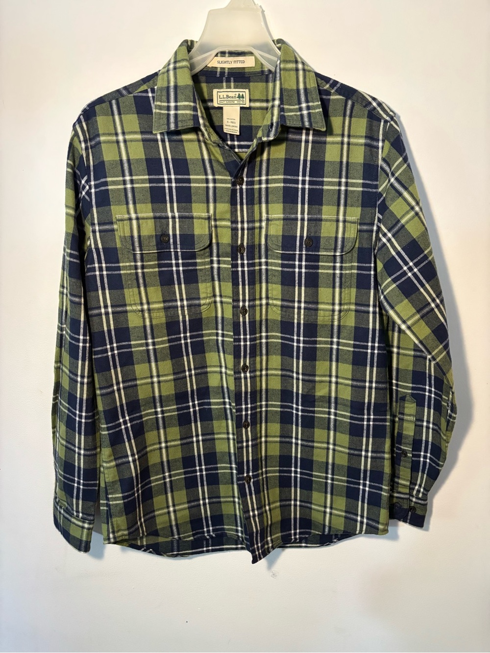 L.L.Bean Men’s Small Slightly Fitted Green Navy Plaid Flannel Shirt